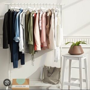 Unlisted clothing for live show